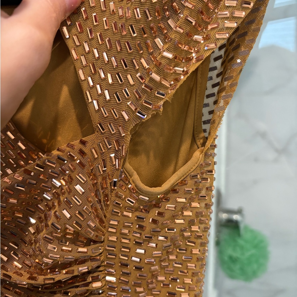 Self Portrait GOLD RHINESTONE DRAPE MIDI DRESS size 6 - Picture 10 of 13